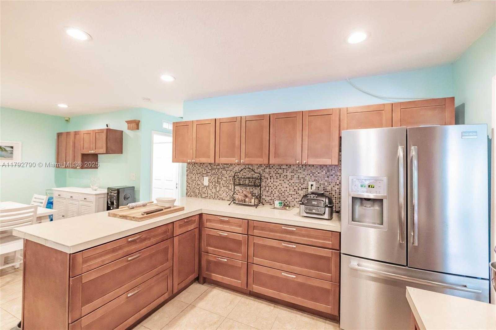 Small Image of 11560 NORTH WEST 26TH ST, Plantation Number 4