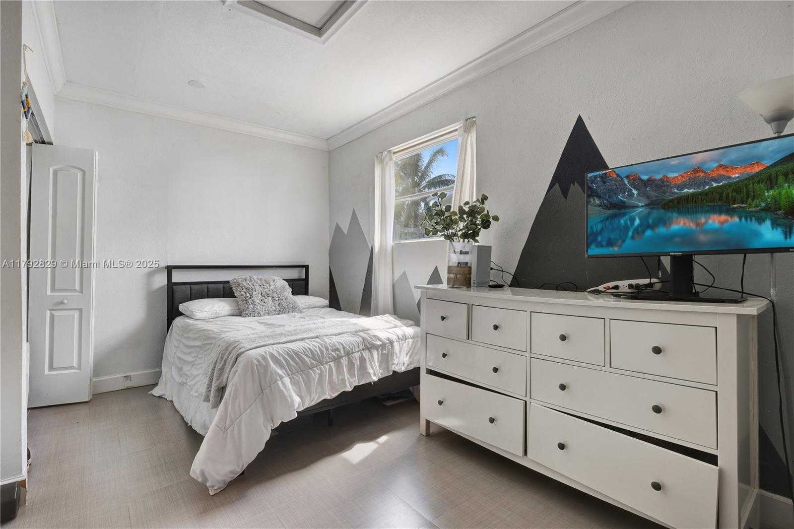 Small Image of 11450 NORTH WEST 45TH PL, Sunrise Number 17