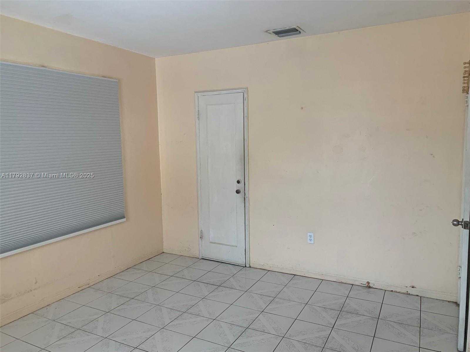 Small Image of 2381 SOUTH WEST 7TH ST, Miami Number 10