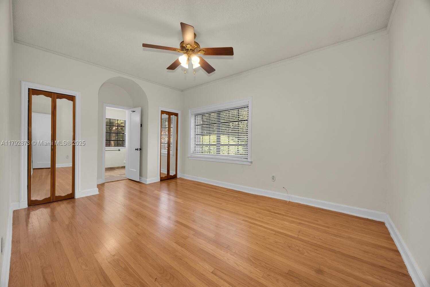 Small Image of 234 ALESIO AVE, Coral Gables Number 20