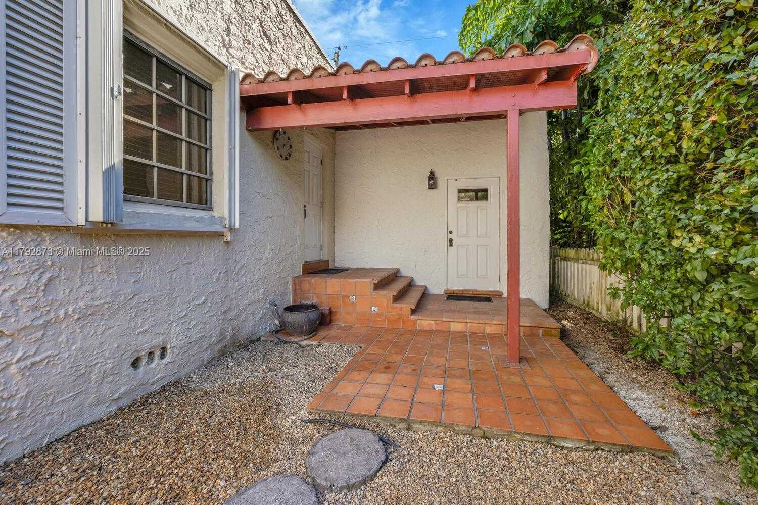 Small Image of 234 ALESIO AVE, Coral Gables Number 27