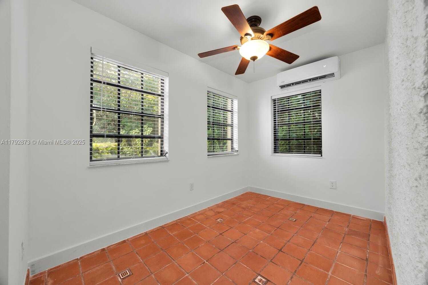 Small Image of 234 ALESIO AVE, Coral Gables Number 31