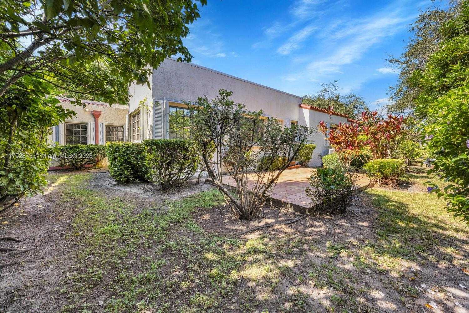 Small Image of 234 ALESIO AVE, Coral Gables Number 34