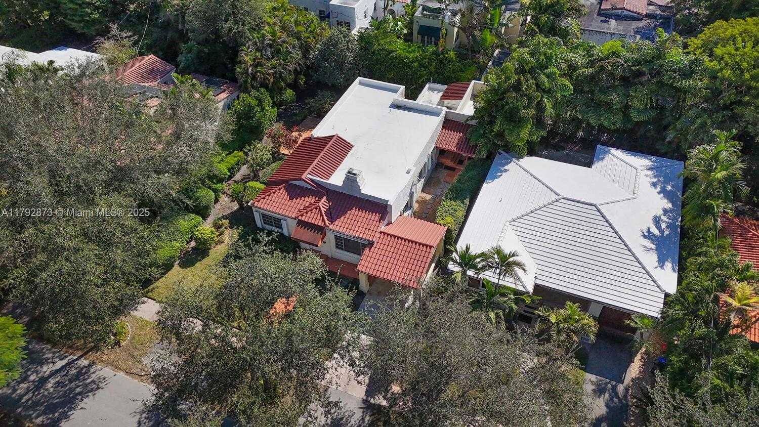 Small Image of 234 ALESIO AVE, Coral Gables Number 44