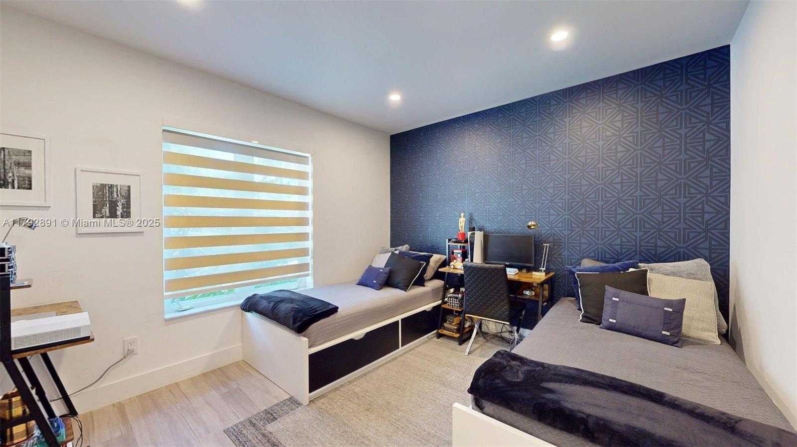 Small Image of 6600 SOUTH WEST 144TH ST, Coral Gables Number 30