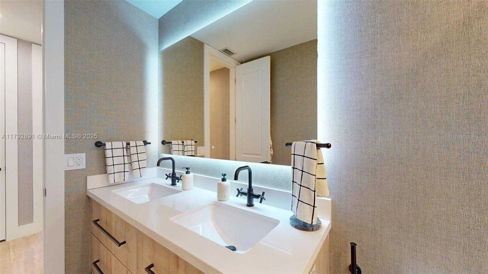 Small Image of 6600 SOUTH WEST 144TH ST, Coral Gables Number 40