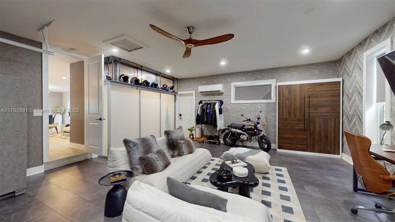 Small Image of 6600 SOUTH WEST 144TH ST, Coral Gables Number 43