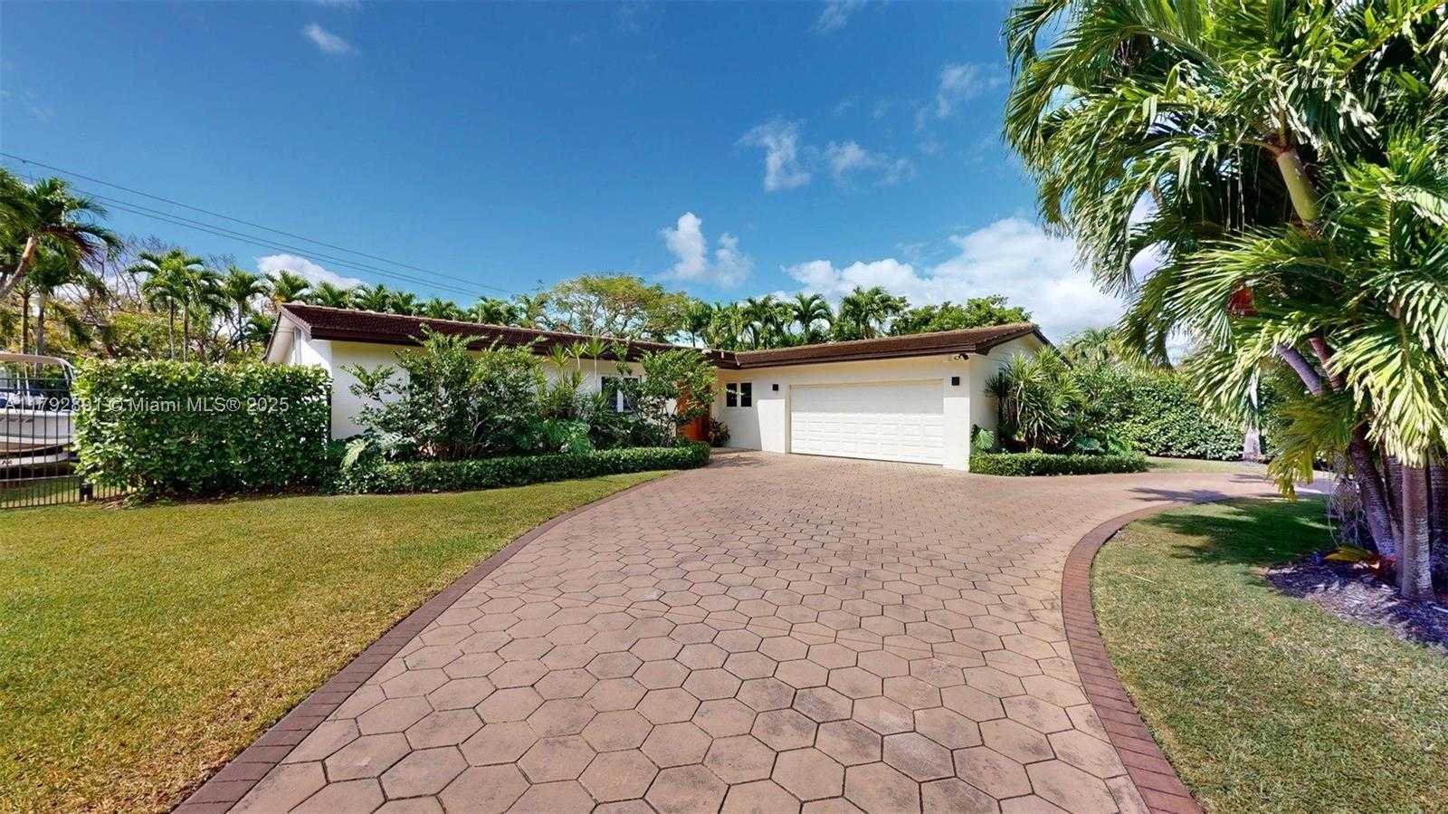 Small Image of 6600 SOUTH WEST 144TH ST, Coral Gables Number 61