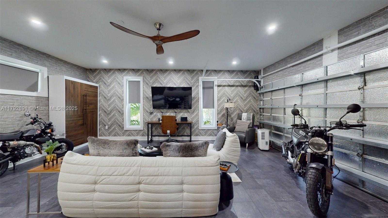 Small Image of 6600 SOUTH WEST 144TH ST, Coral Gables Number 69
