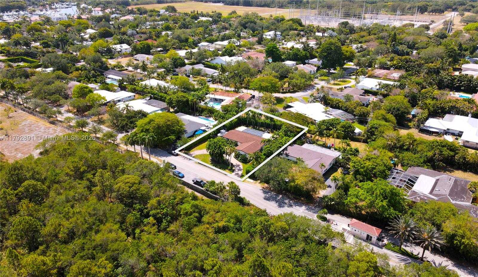 Small Image of 6600 SOUTH WEST 144TH ST, Coral Gables Number 77