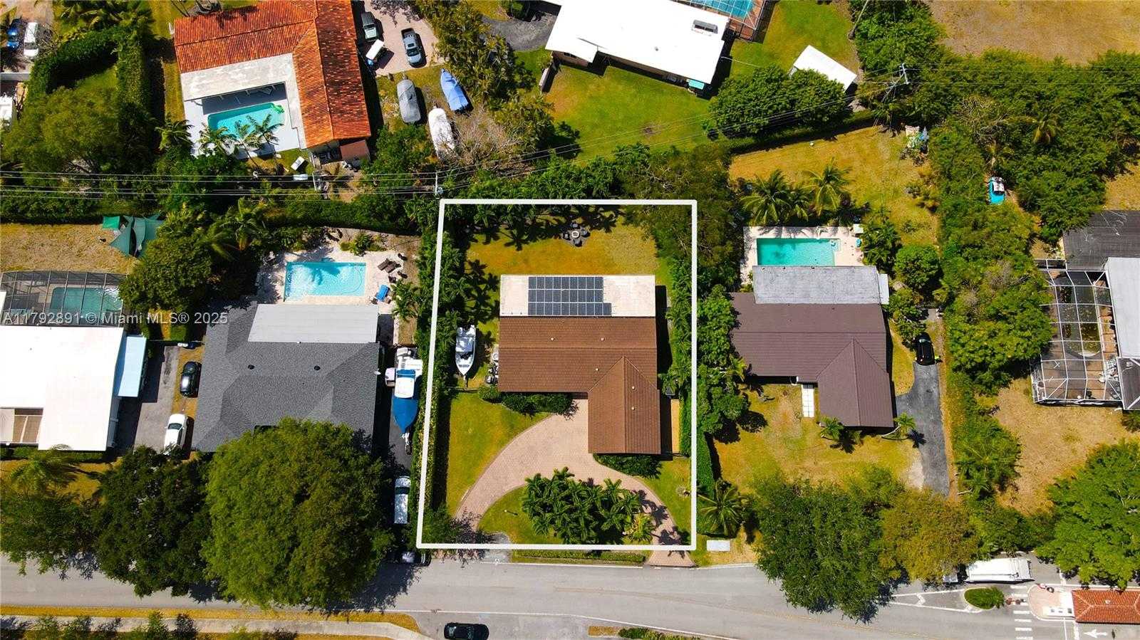 Small Image of 6600 SOUTH WEST 144TH ST, Coral Gables Number 81