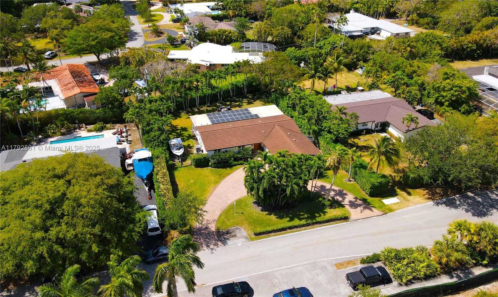 Small Image of 6600 SOUTH WEST 144TH ST, Coral Gables Number 91