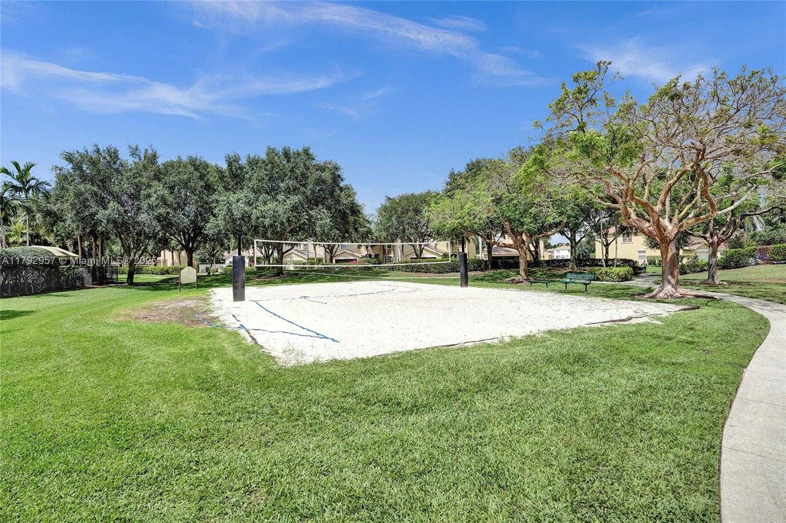 Small Image of 7643 CORKWOOD AVE, Boynton Beach Number 37