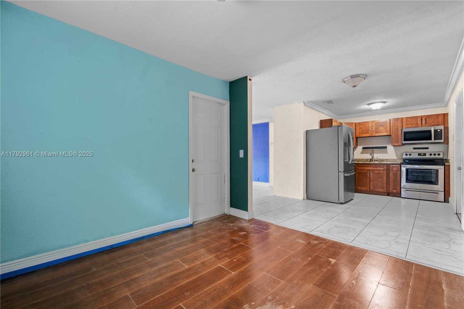 Small Image of 8170 SOUTH WEST 5TH ST, North Lauderdale Number 13