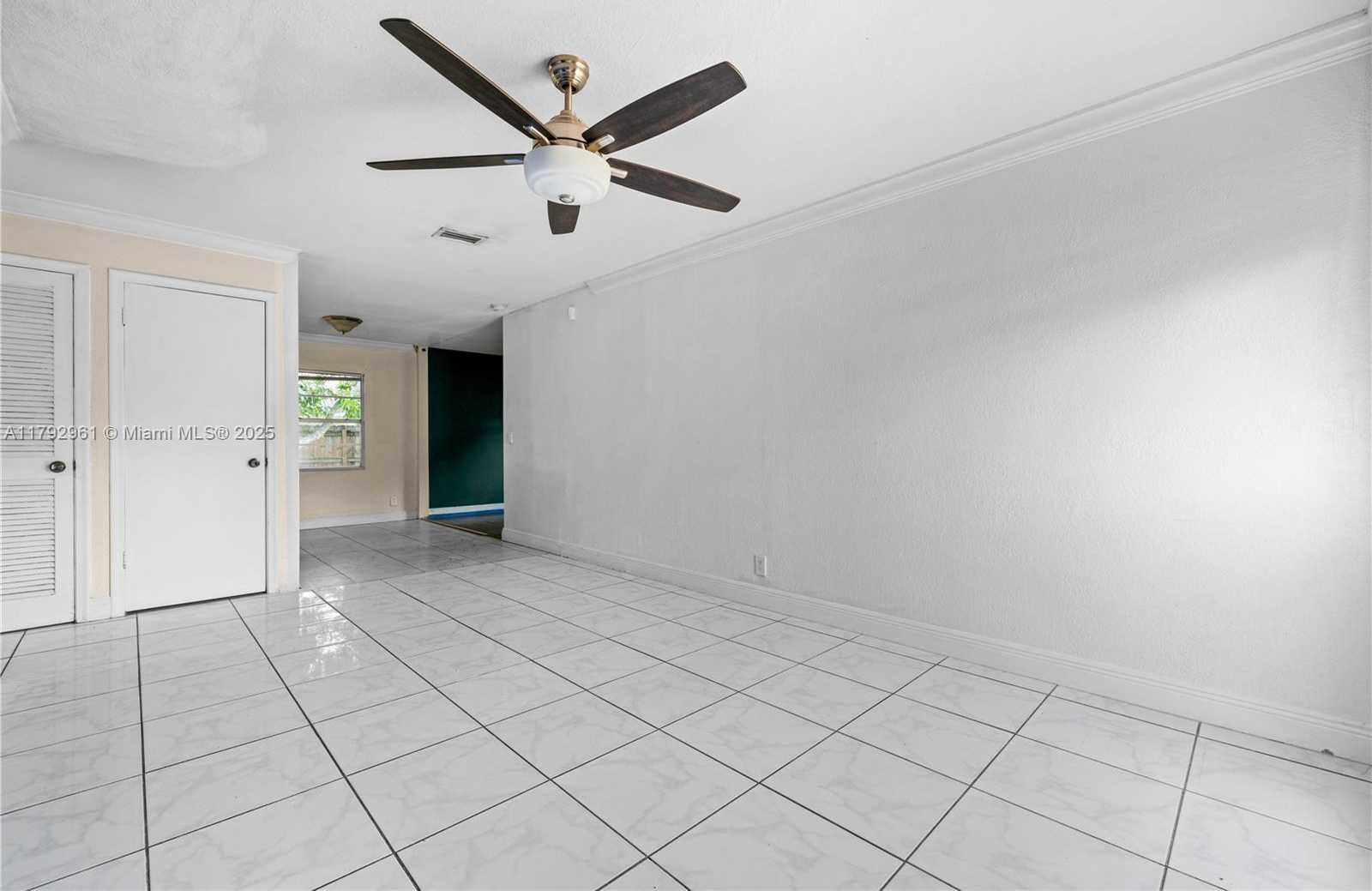 Small Image of 8170 SOUTH WEST 5TH ST, North Lauderdale Number 4