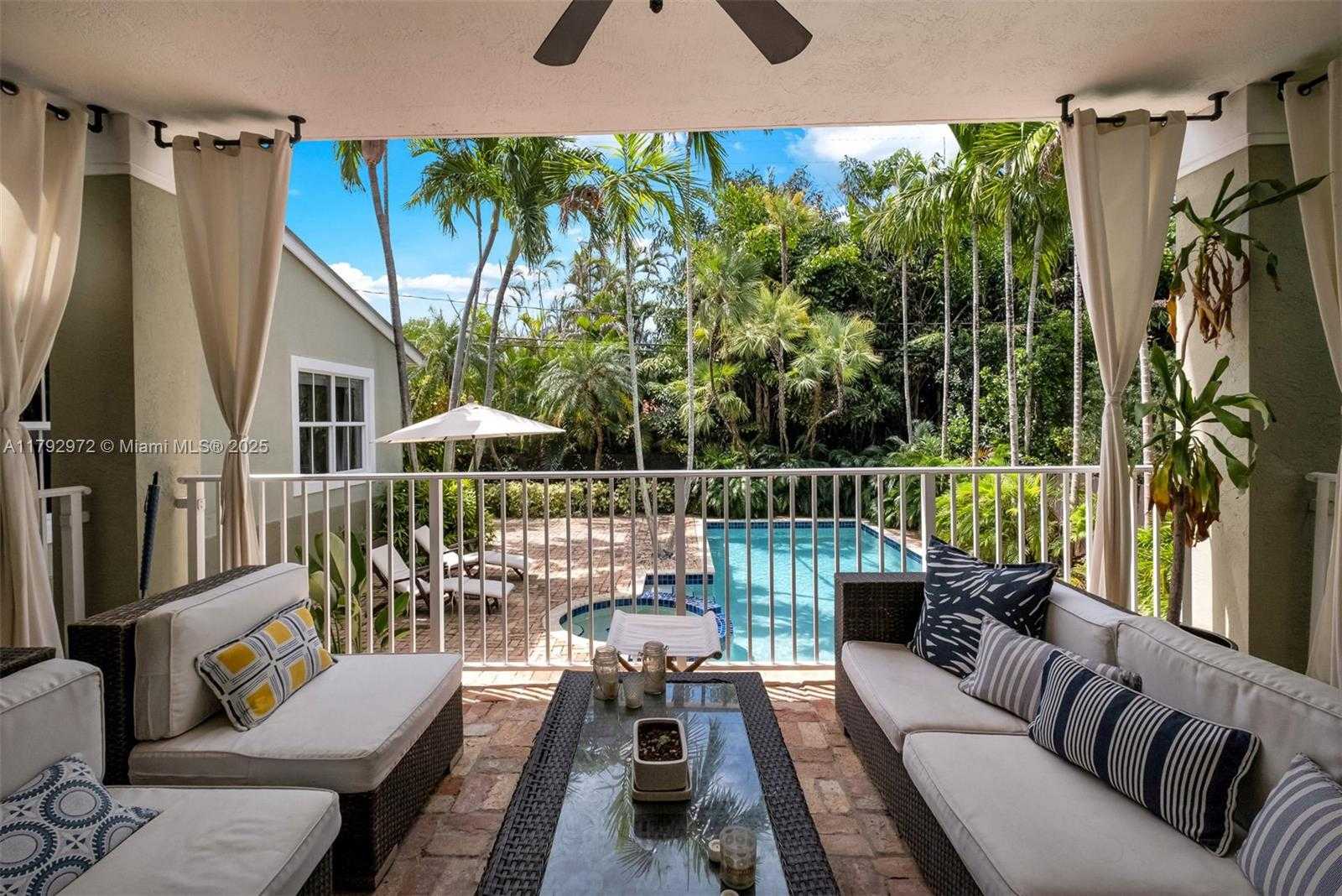 Small Image of 164, Key Biscayne Number 26