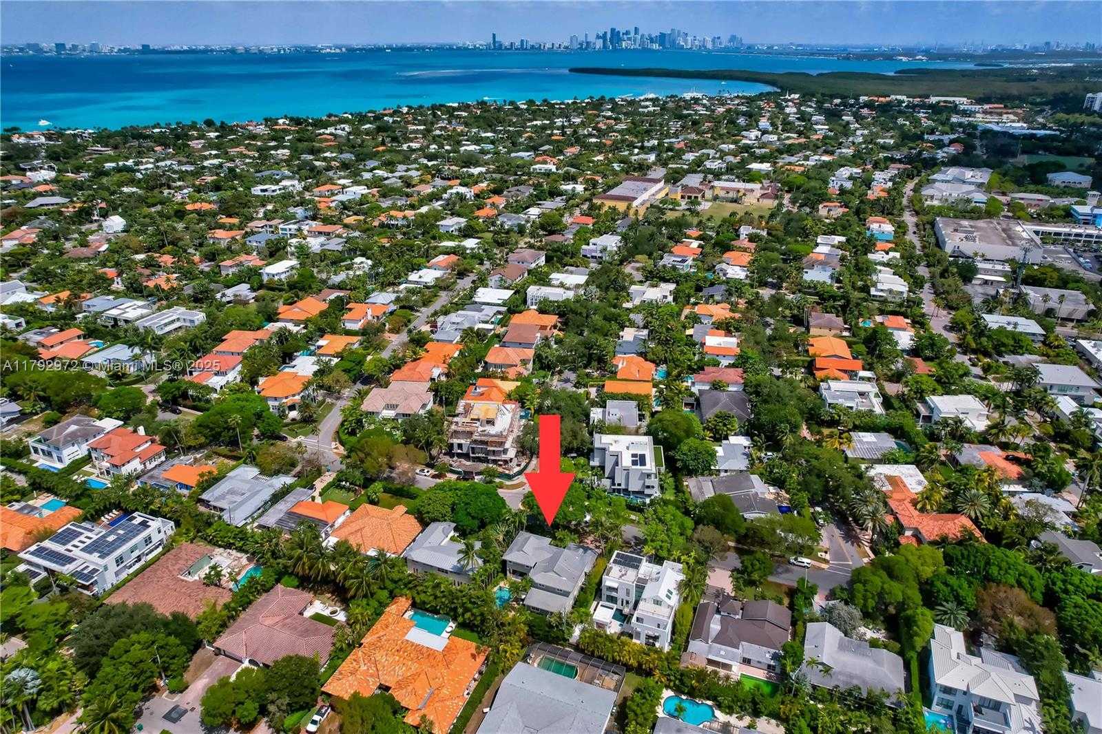 Small Image of 164, Key Biscayne Number 31