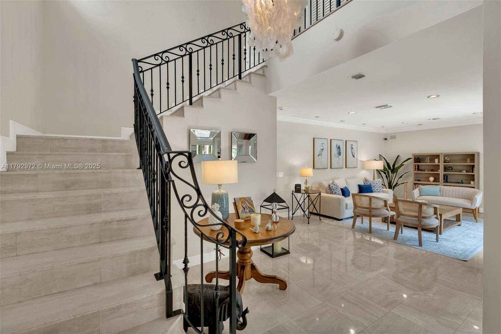 Small Image of 164, Key Biscayne Number 4
