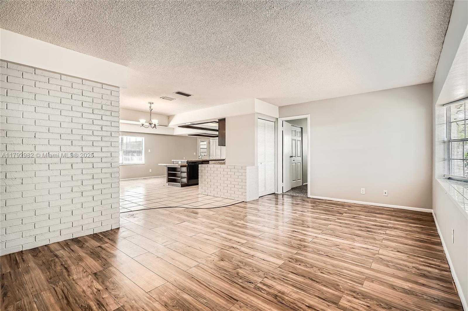Small Image of 4109 NORTH WEST 79TH AVE, Coral Springs Number 4