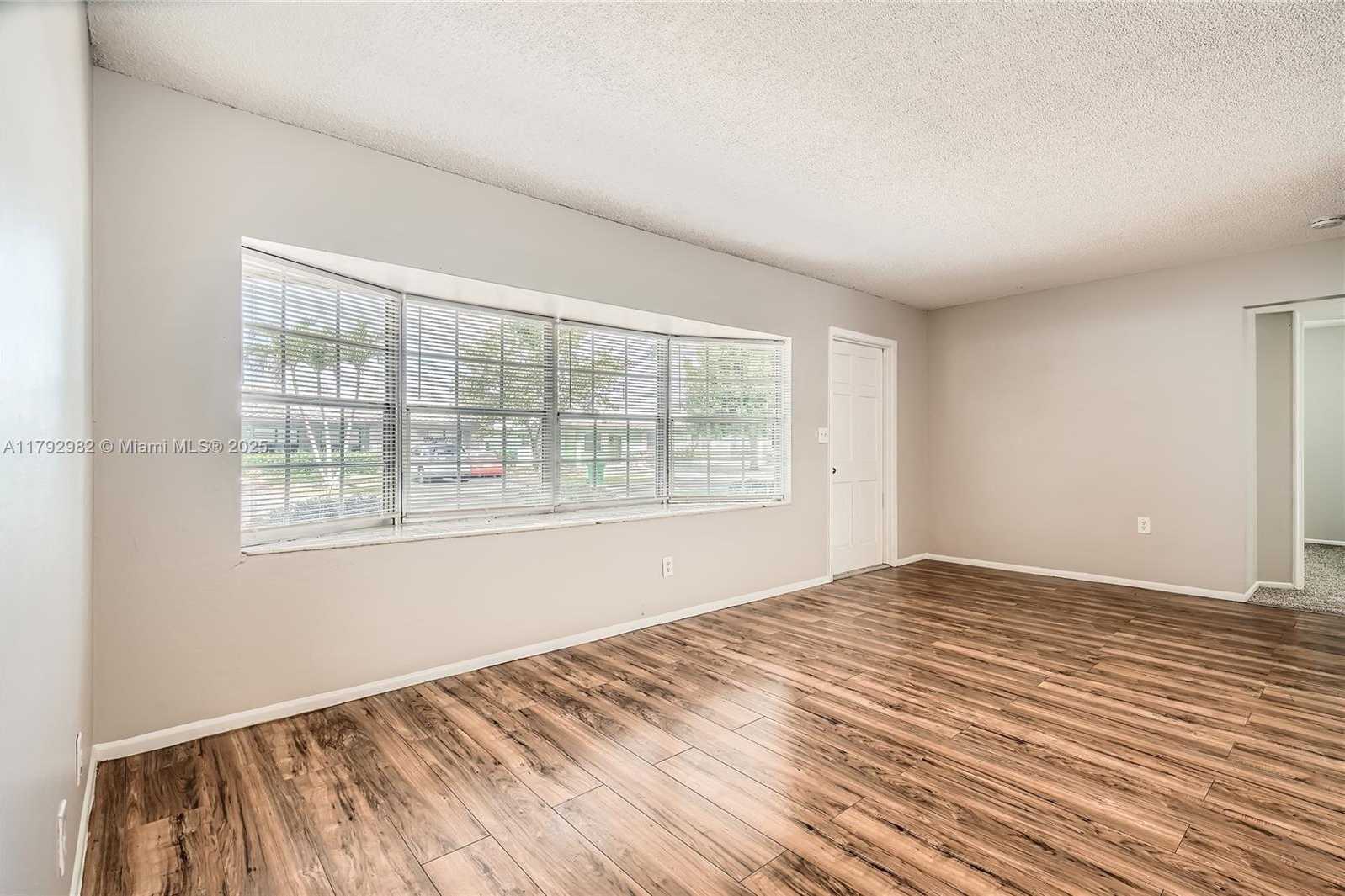 Small Image of 4109 NORTH WEST 79TH AVE, Coral Springs Number 5