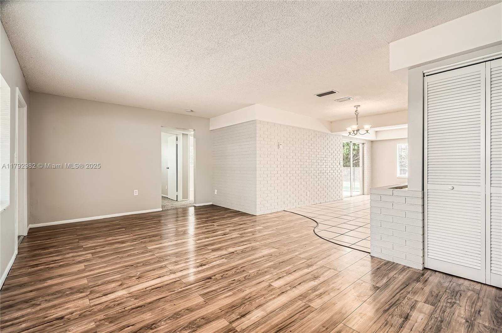 Small Image of 4109 NORTH WEST 79TH AVE, Coral Springs Number 6