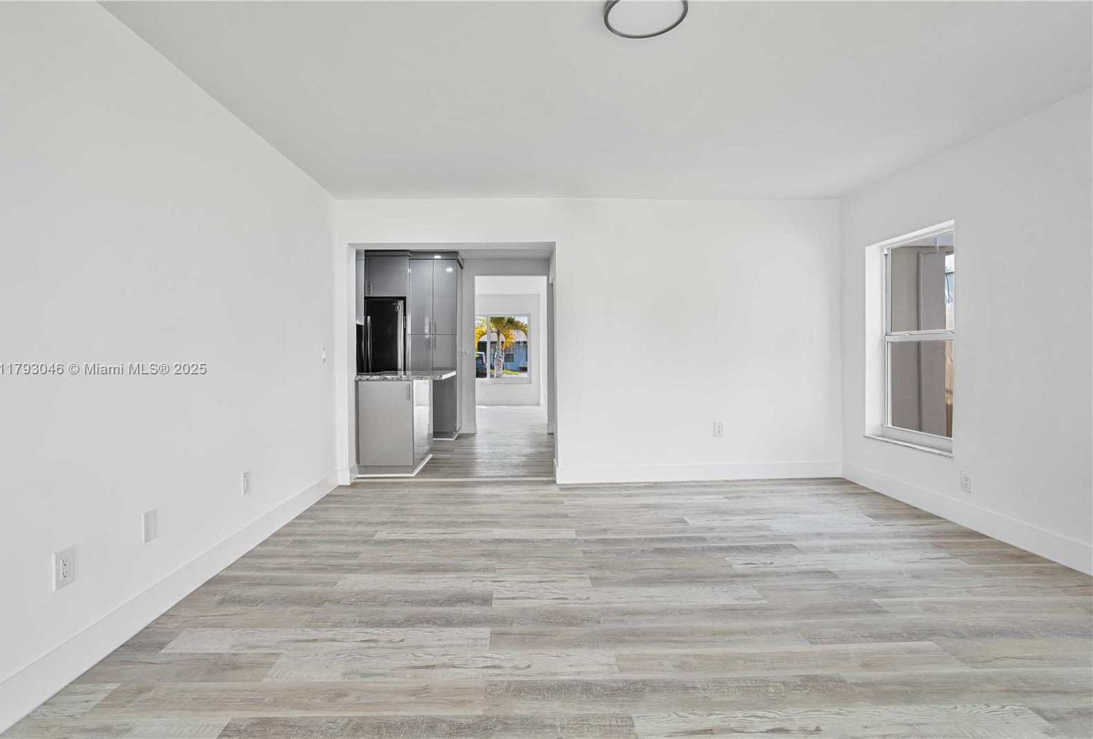 Small Image of 4157 SOUTH WEST 49TH CT, Dania Beach Number 11