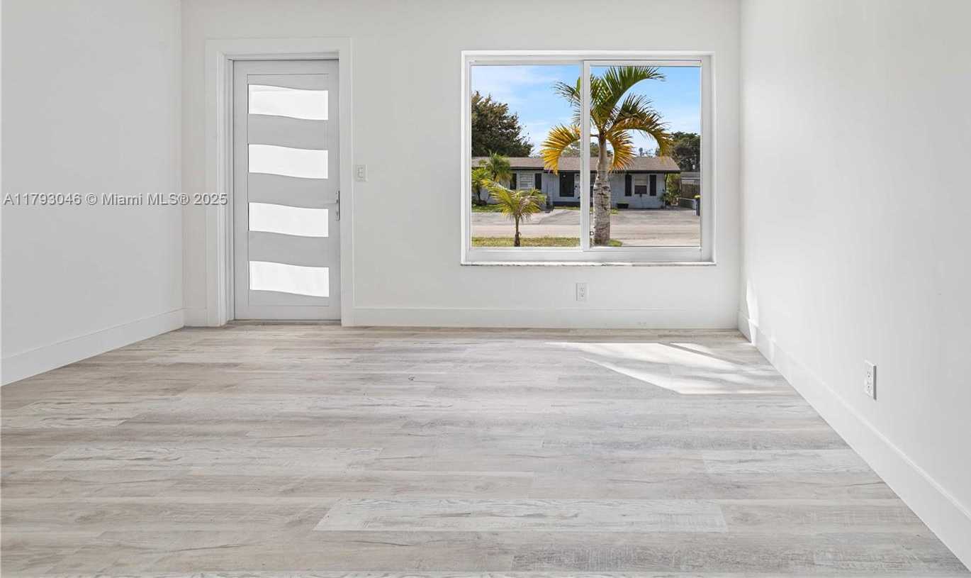 Small Image of 4157 SOUTH WEST 49TH CT, Dania Beach Number 15