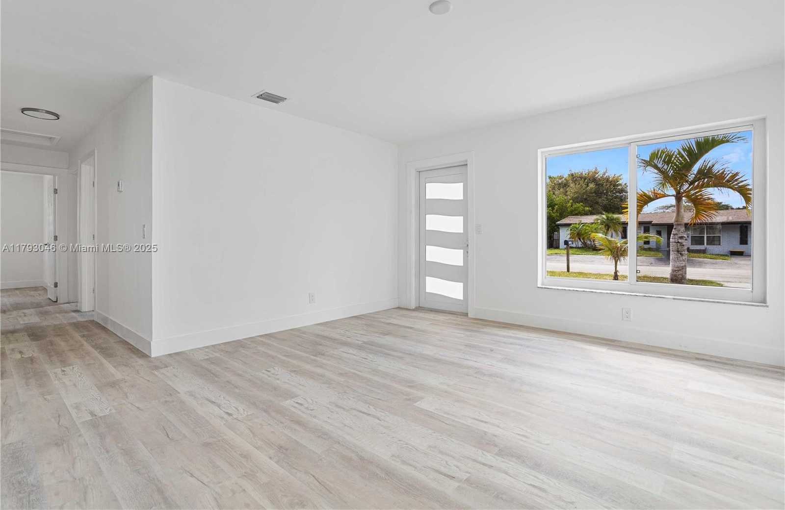 Small Image of 4157 SOUTH WEST 49TH CT, Dania Beach Number 16