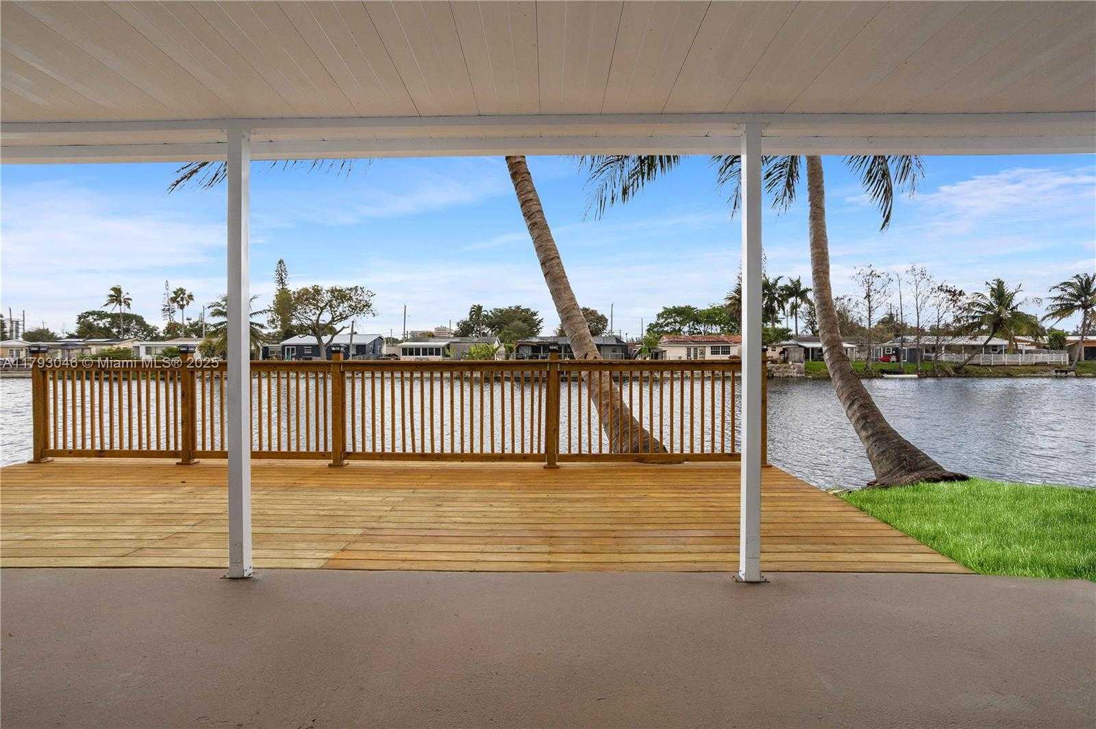 Small Image of 4157 SOUTH WEST 49TH CT, Dania Beach Number 36