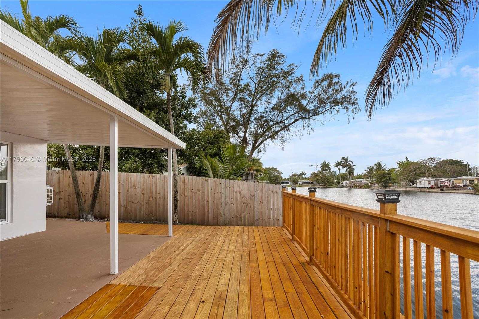 Small Image of 4157 SOUTH WEST 49TH CT, Dania Beach Number 39