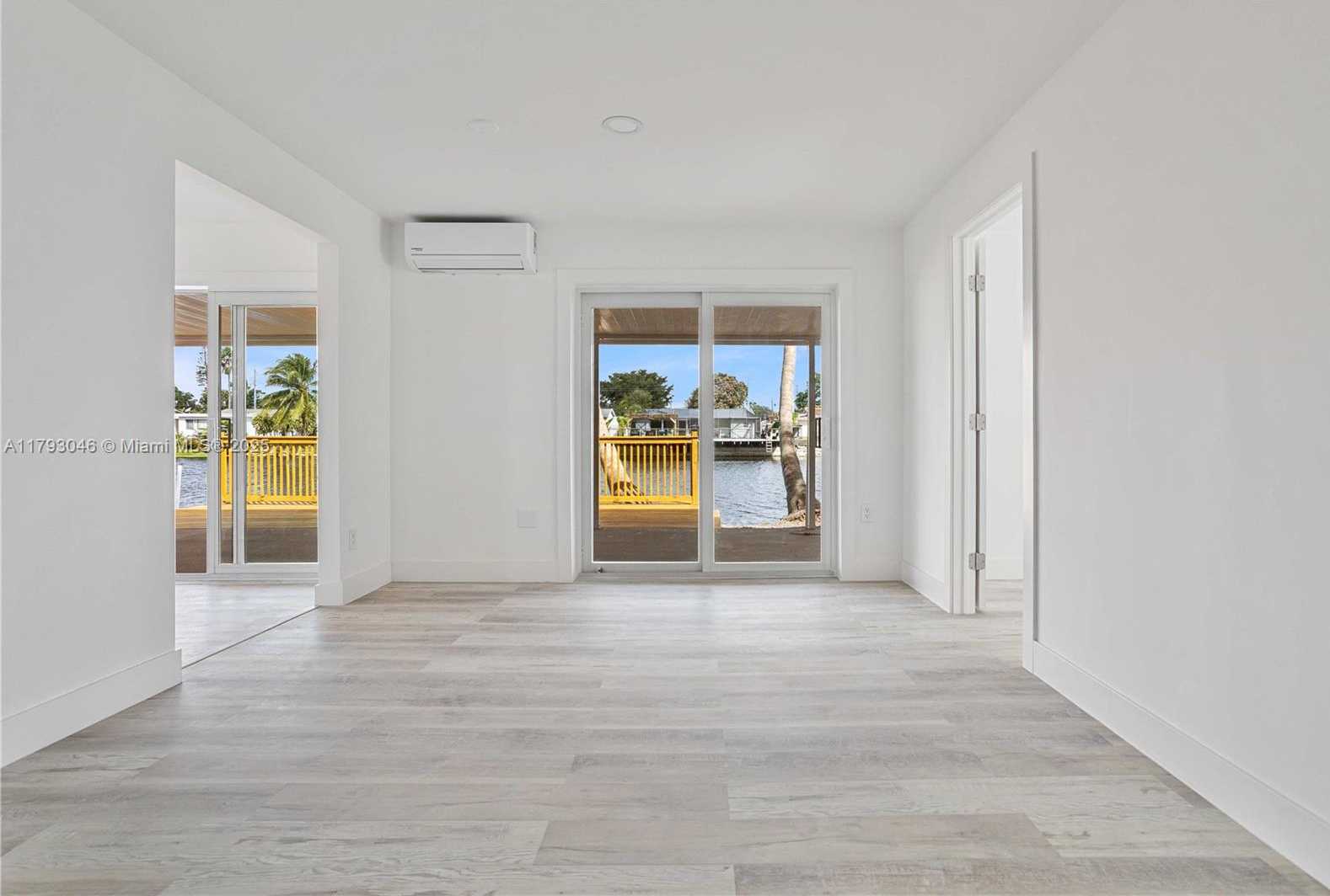 Small Image of 4157 SOUTH WEST 49TH CT, Dania Beach Number 4