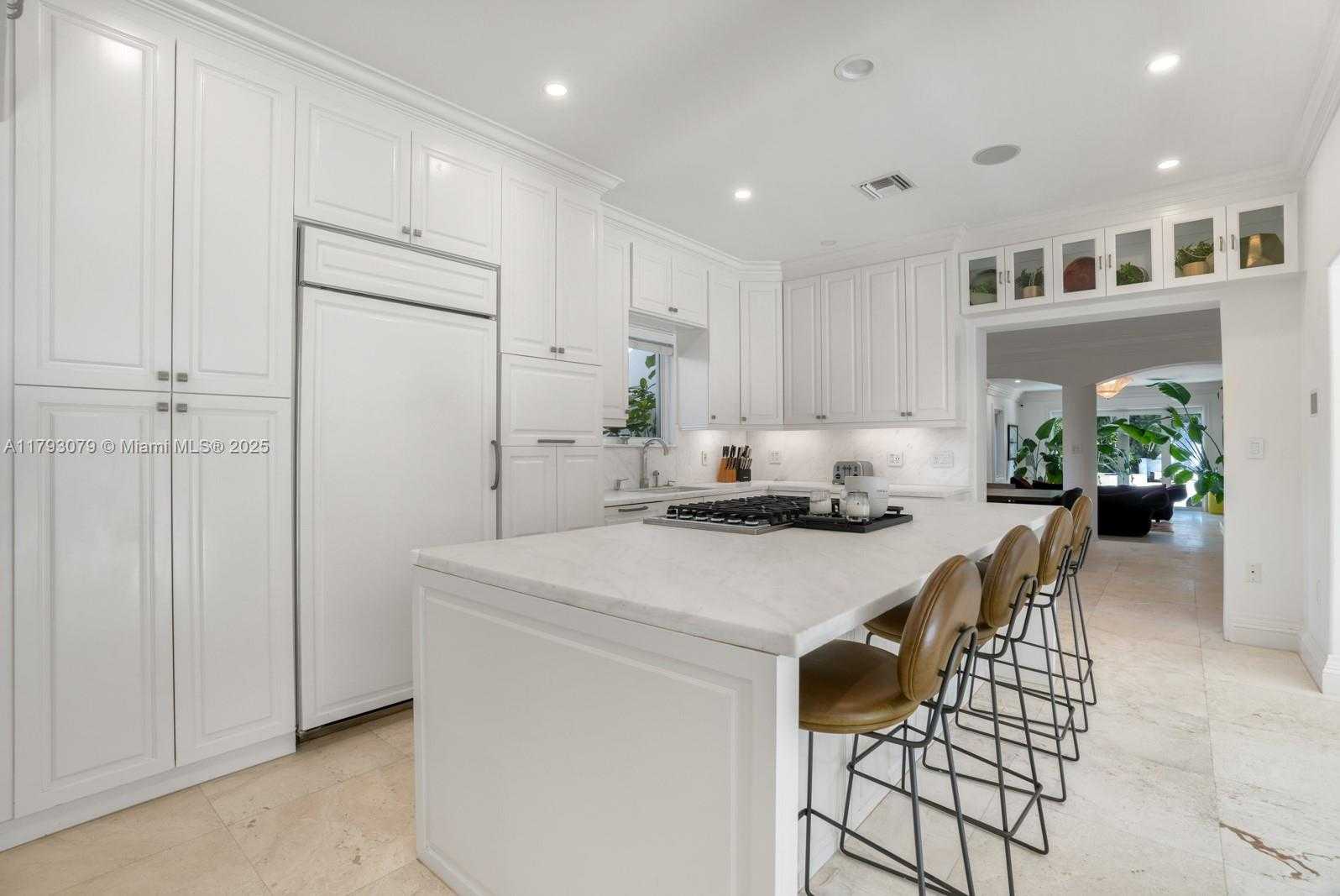 Small Image of 3026 FLAMINGO DR, Miami Beach Number 12