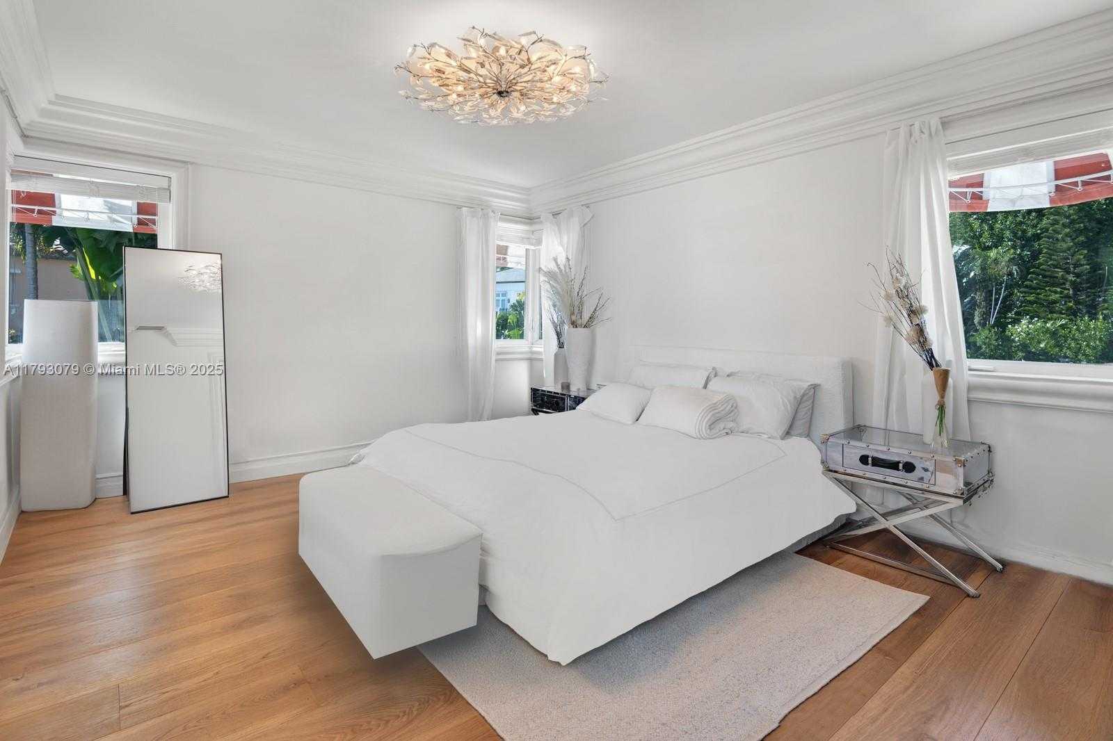 Small Image of 3026 FLAMINGO DR, Miami Beach Number 31
