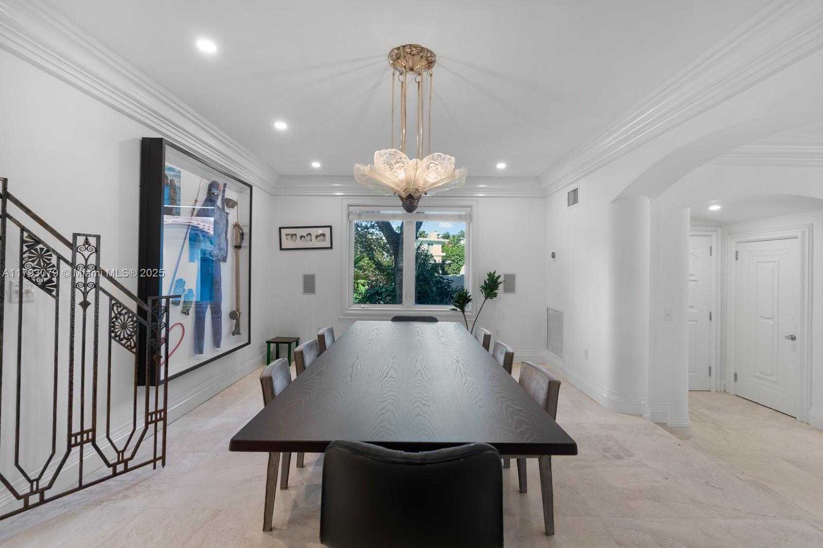 Small Image of 3026 FLAMINGO DR, Miami Beach Number 9