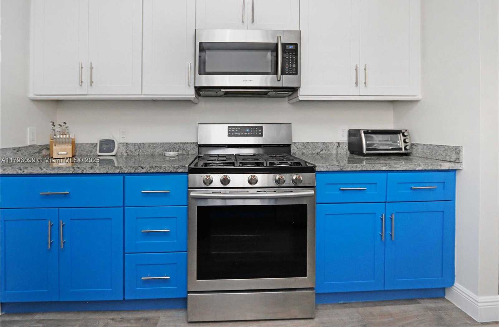 Small Image of 1535 HOLLYWOOD BLVD, Hollywood Number 15