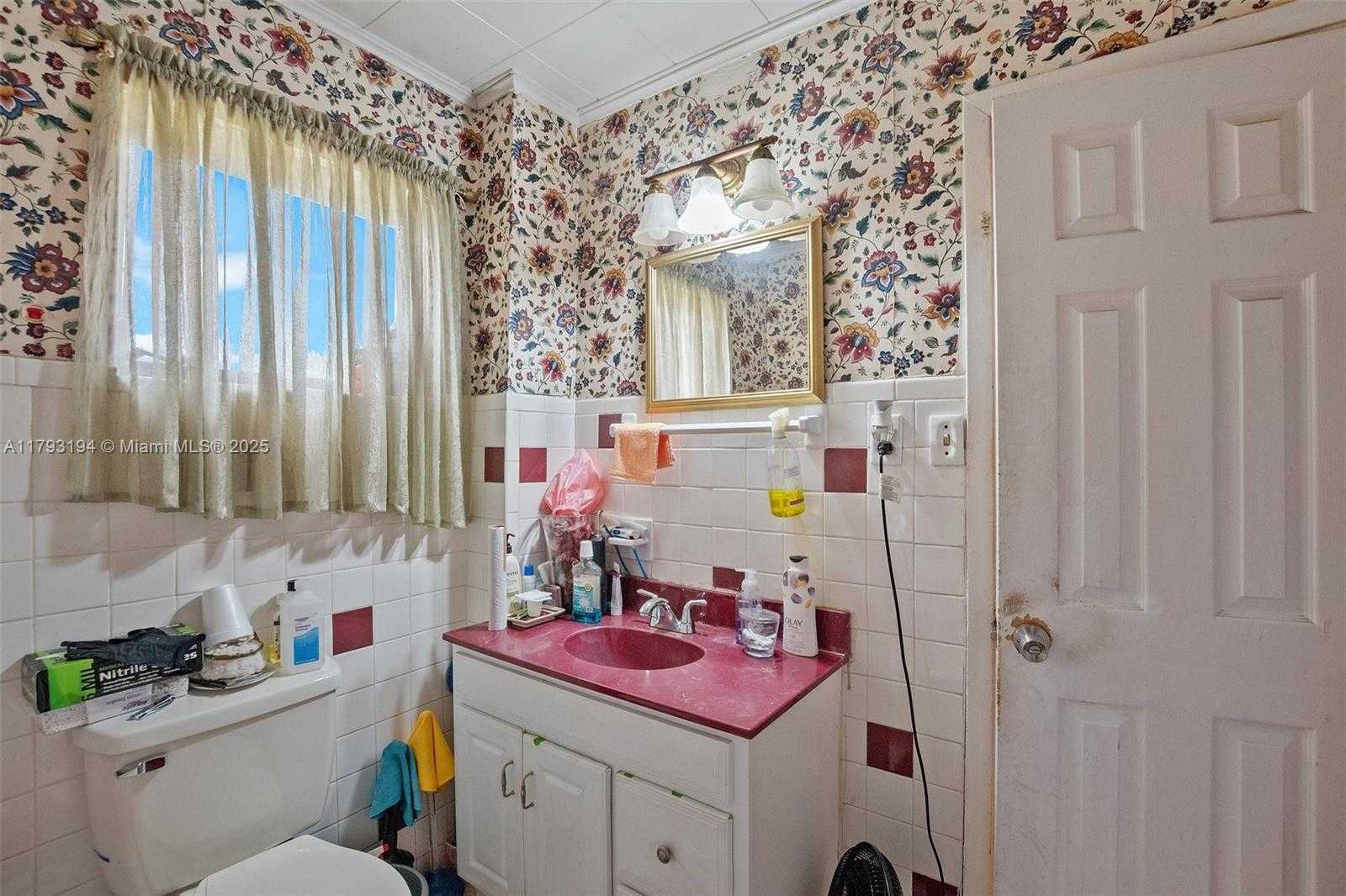 Small Image of 2870 NORTH WEST 169TH TER, Miami Gardens Number 15