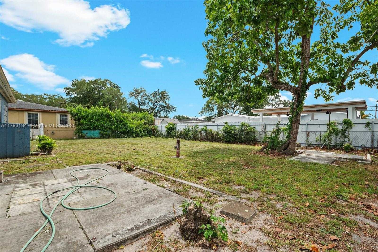 Small Image of 2870 NORTH WEST 169TH TER, Miami Gardens Number 25