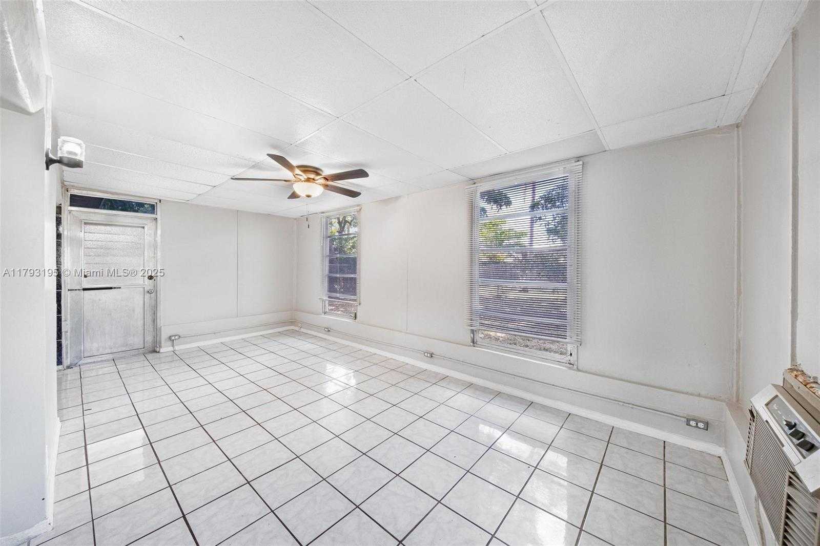 Small Image of 6421 NORTH WEST 24TH PL, Sunrise Number 31