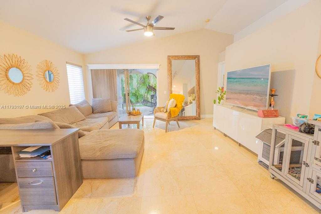 Small Image of 1558 SUNSET WAY, Weston Number 12