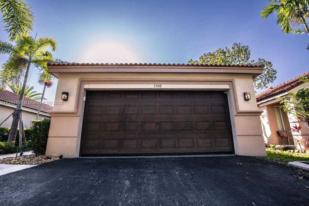 Small Image of 1558 SUNSET WAY, Weston Number 2