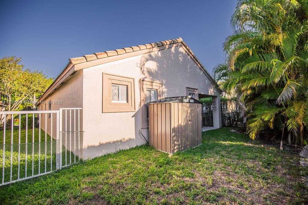 Small Image of 1558 SUNSET WAY, Weston Number 25