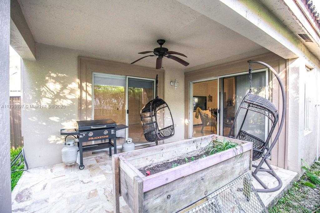 Small Image of 1558 SUNSET WAY, Weston Number 26
