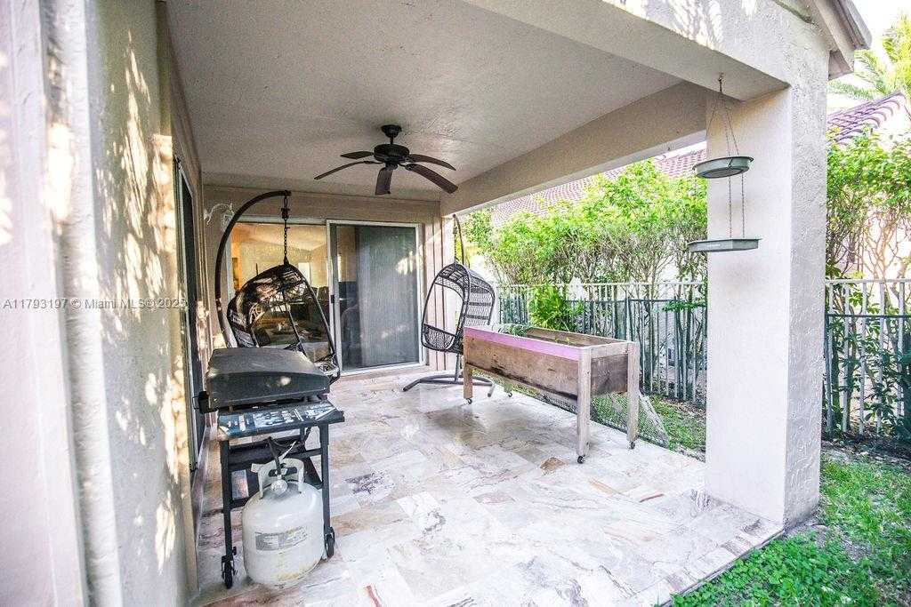 Small Image of 1558 SUNSET WAY, Weston Number 27