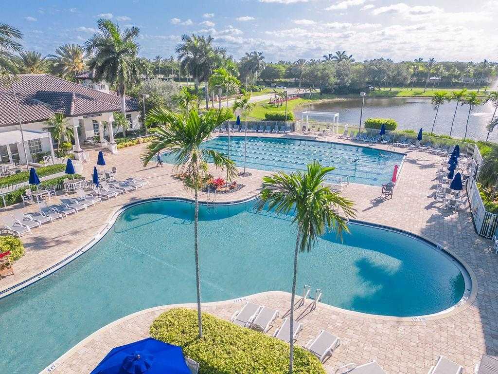 Small Image of 1558 SUNSET WAY, Weston Number 31