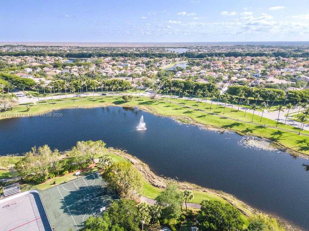 Small Image of 1558 SUNSET WAY, Weston Number 36