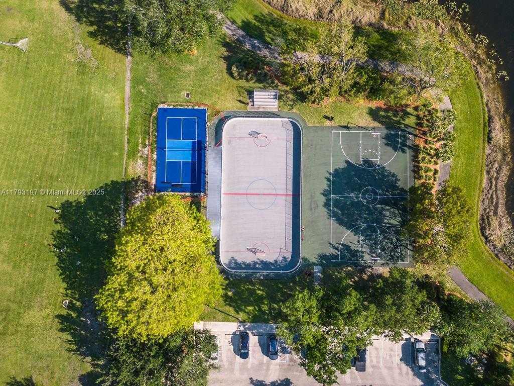 Small Image of 1558 SUNSET WAY, Weston Number 37