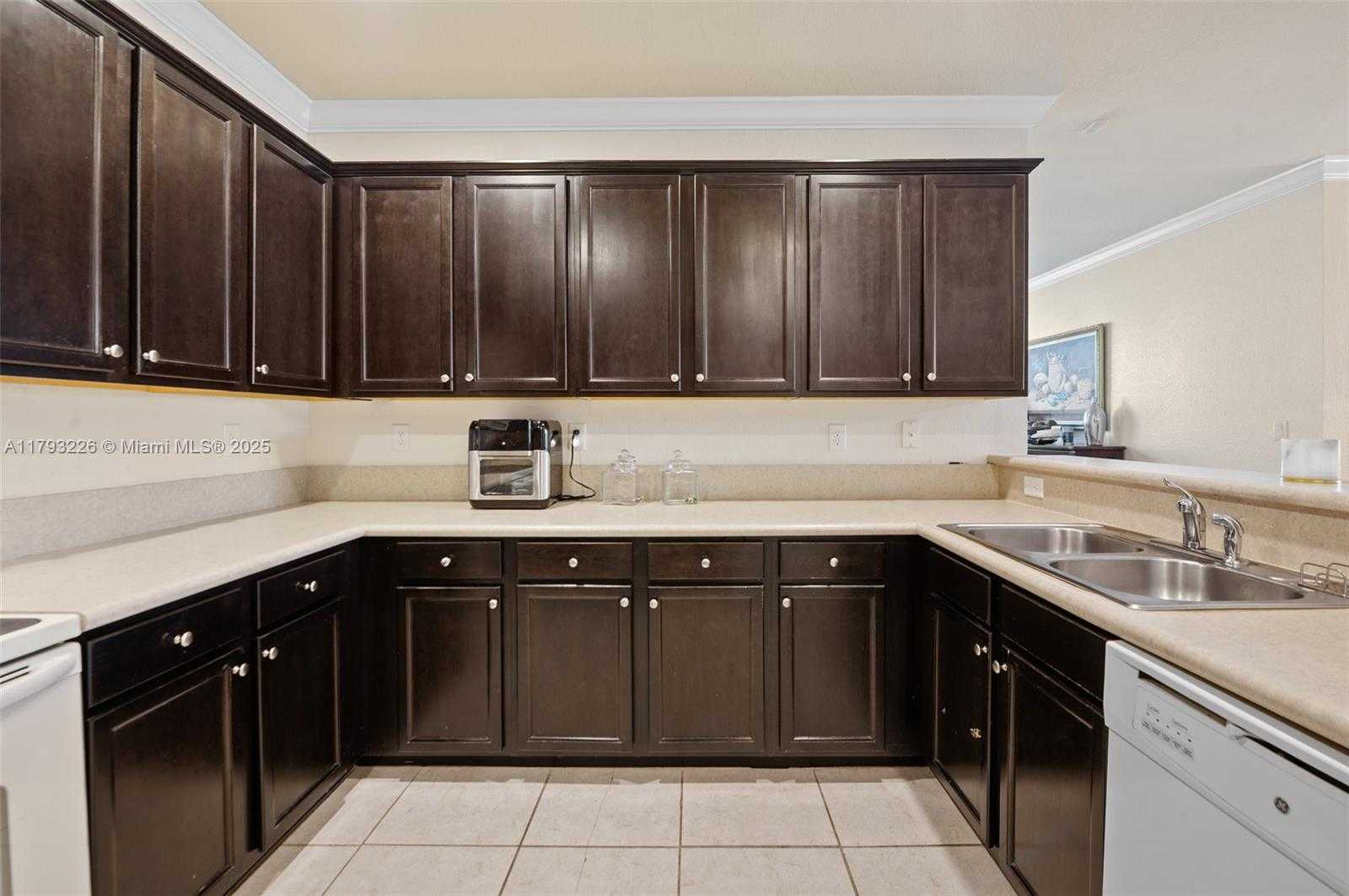 Small Image of 22780 SOUTH WEST 92ND CT, Cutler Bay Number 12