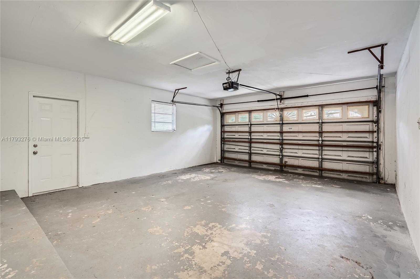 Small Image of 4380 NORTH WEST 4TH CT, Coconut Creek Number 20