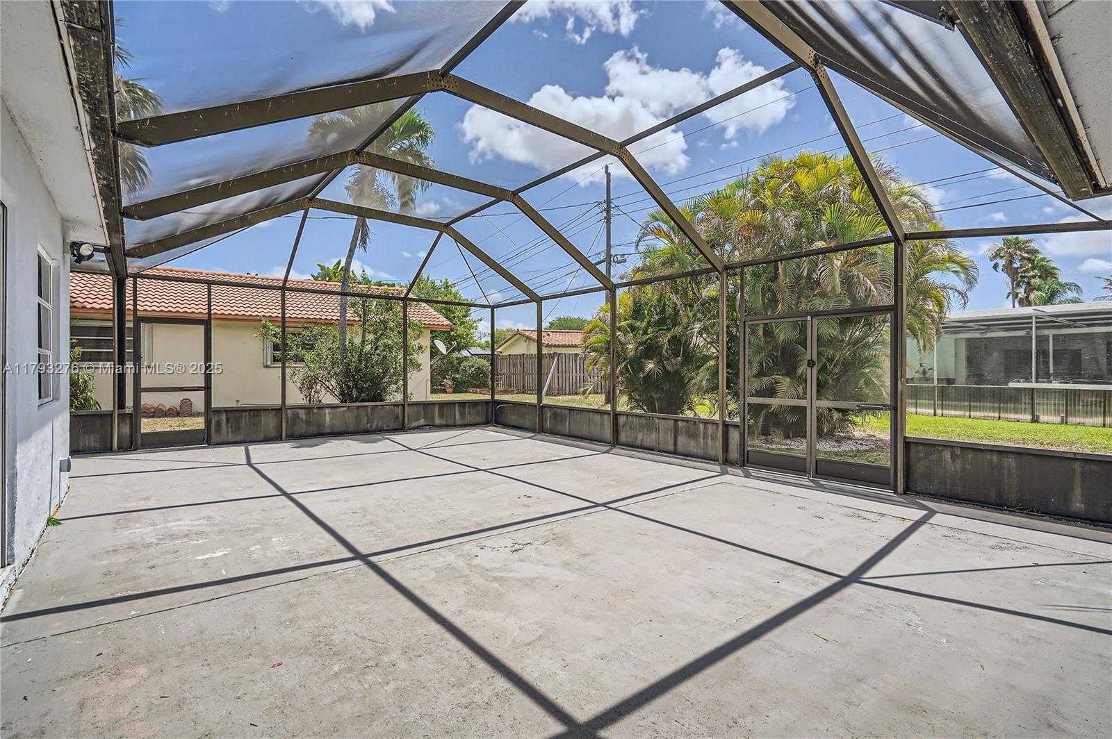 Small Image of 4380 NORTH WEST 4TH CT, Coconut Creek Number 21
