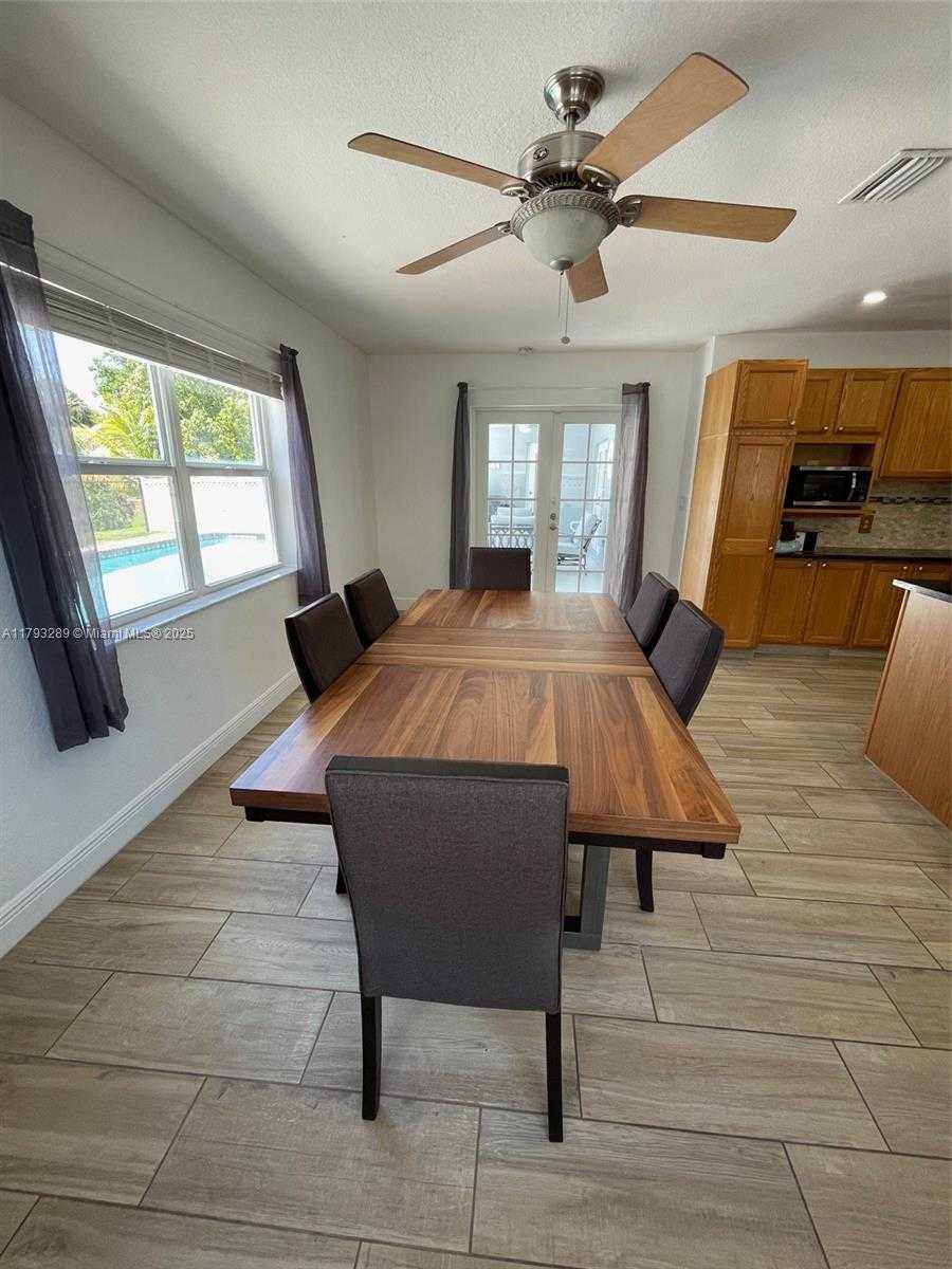 Small Image of 8588 NORTH WEST 27TH DR, Coral Springs Number 15